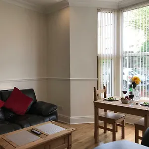1 Bedroom Modern Apartment, Uplands, Apartment Swansea